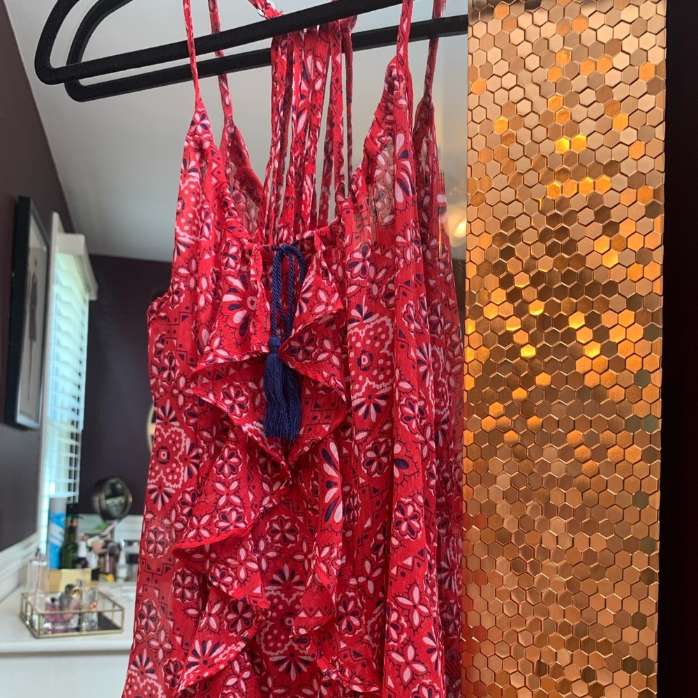 Ruffle Tank Top - Picture 2 of 3